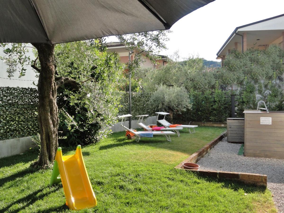 Villa Donne Del Lago Vittoria Saló Exterior foto