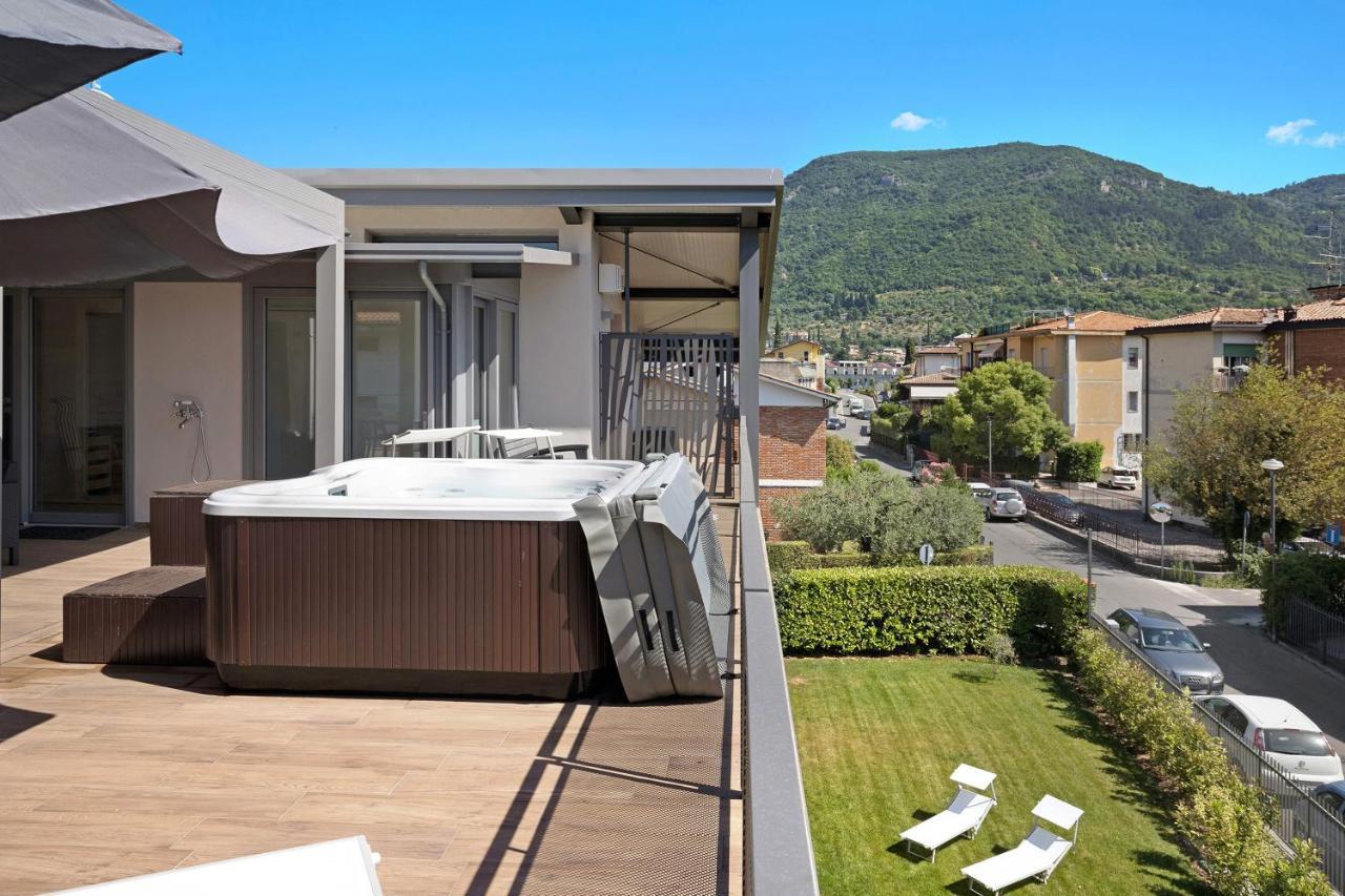 Villa Donne Del Lago Vittoria Saló Exterior foto