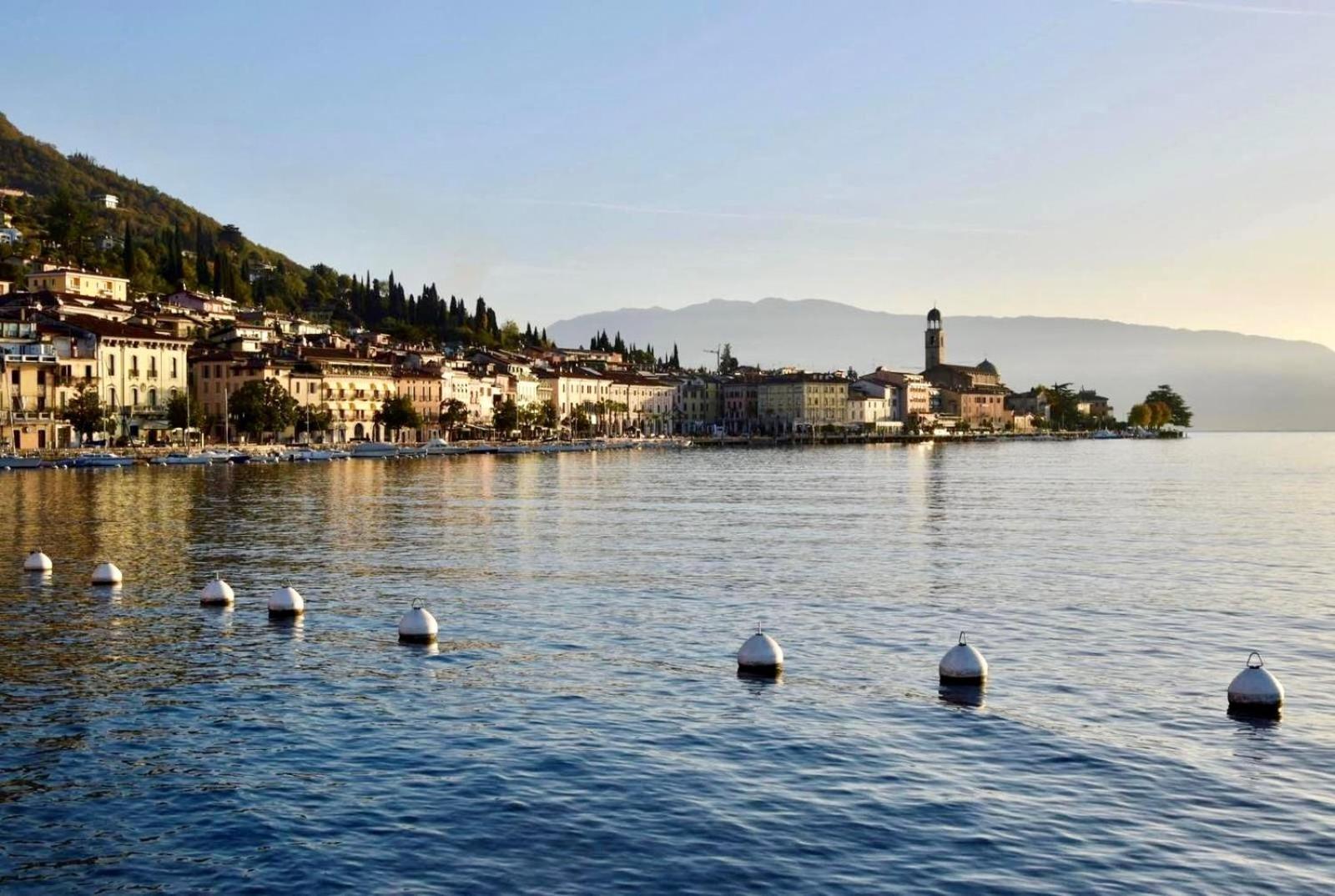 Villa Donne Del Lago Vittoria Saló Exterior foto